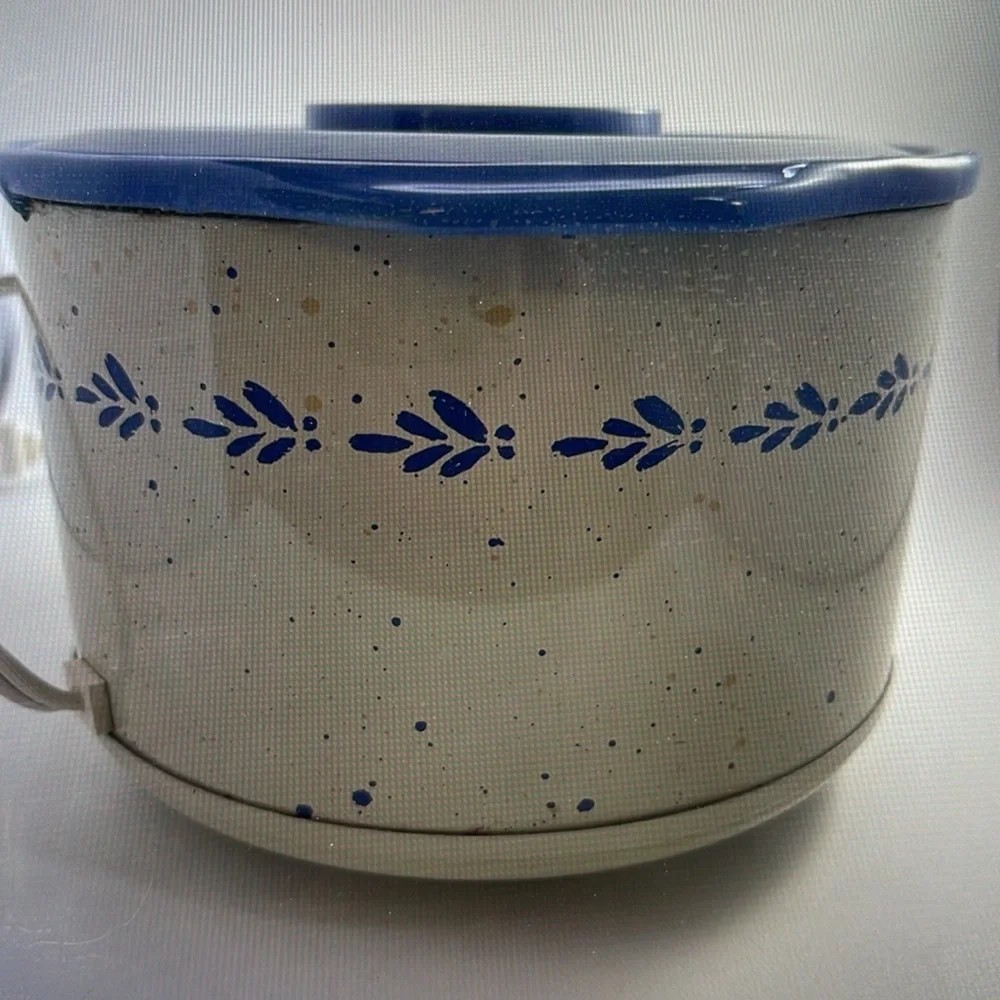 Rival Crockette Crock Pot Slow Cooker 1 Qt Country Blue and Beige Model 3205